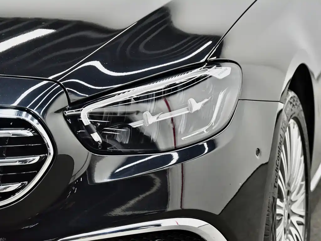 Mercedes-Benz E-Class 2022 — фото 32