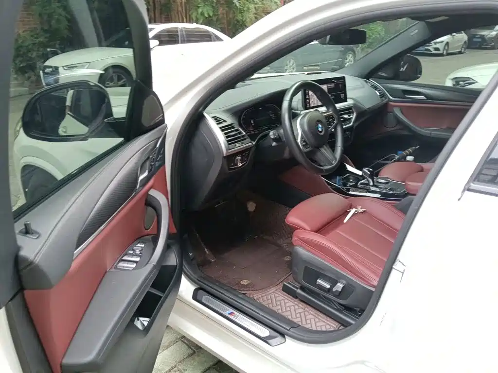 BMW X4 2022 — фото 17