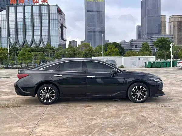 Toyota Avalon 2022