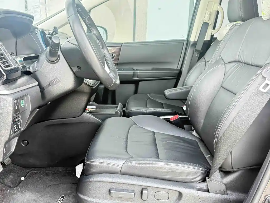 Honda Elysion 2018