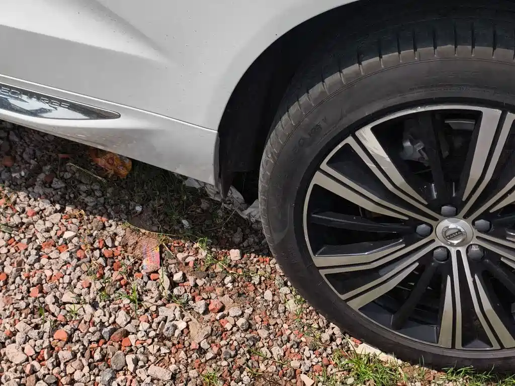 Volvo XC60 PHEV 2022