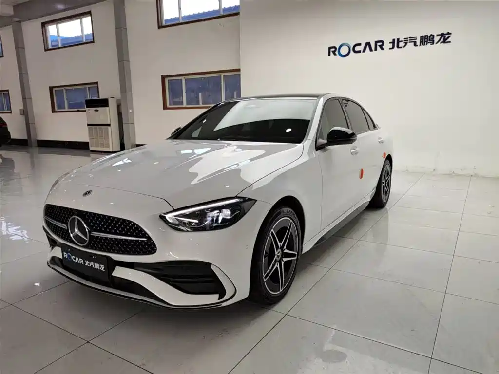 Mercedes-Benz C-Class 2023 — фото 23
