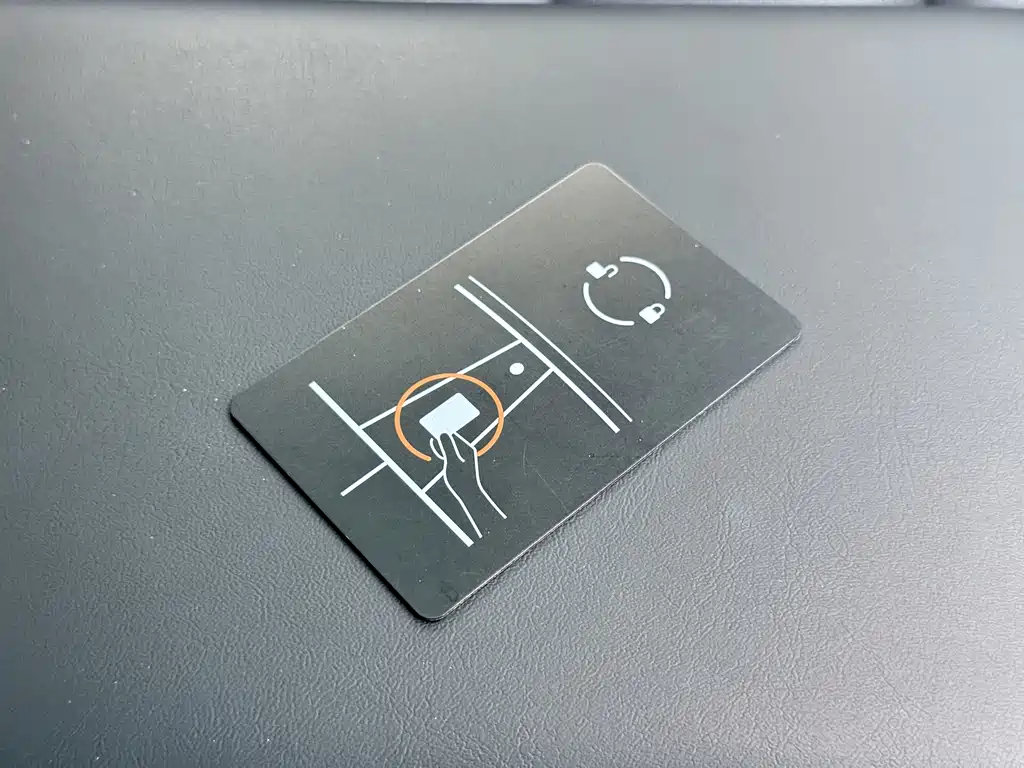 Tesla Model Y 2023 — фото 17