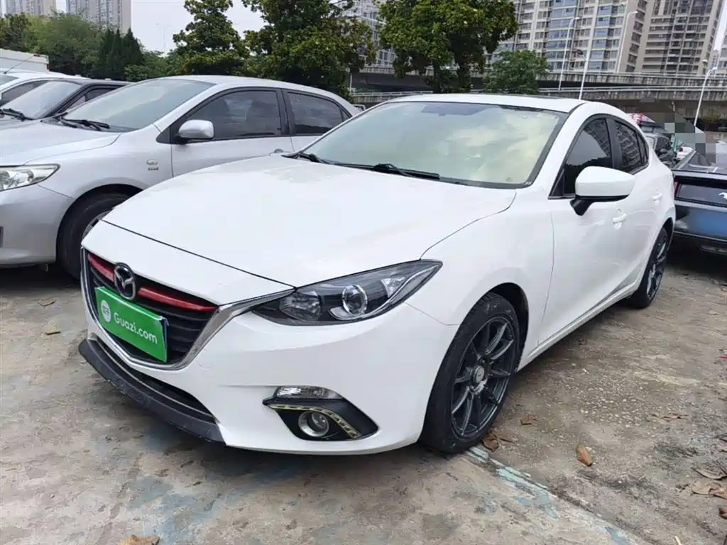 Mazda 3 Axela 2016 — фото 1