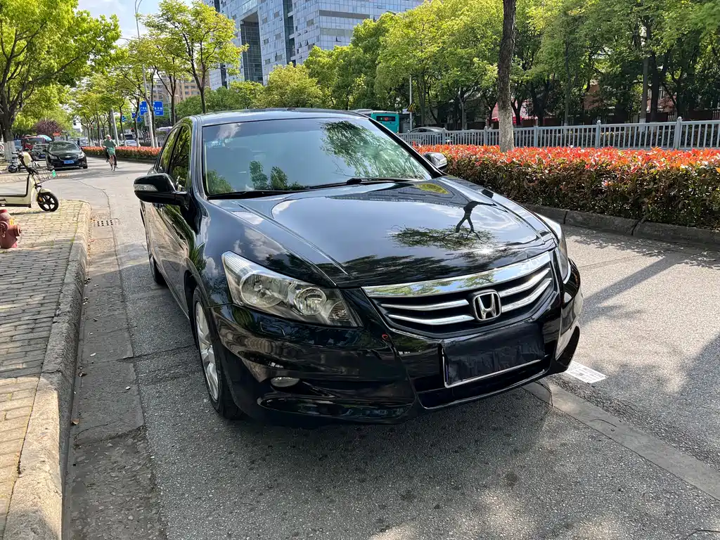 Honda Accord 2011