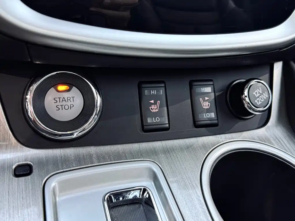 Nissan Murano 2018 — фото 17