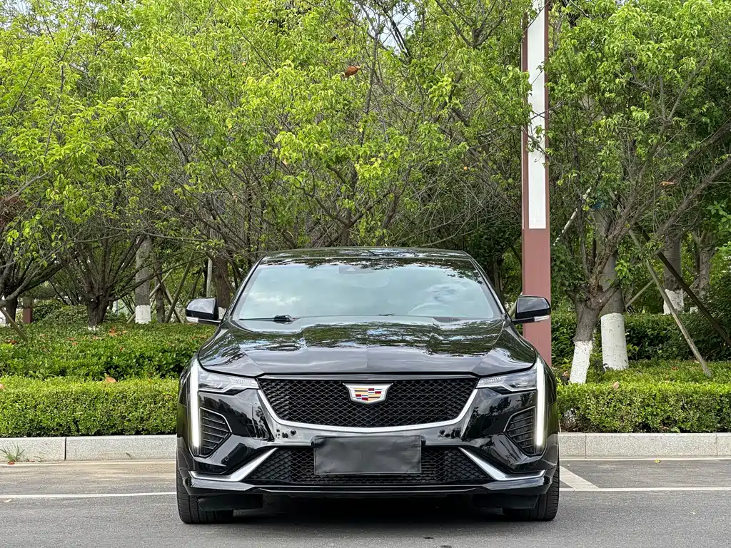 Cadillac CT4 2021 — фото 12