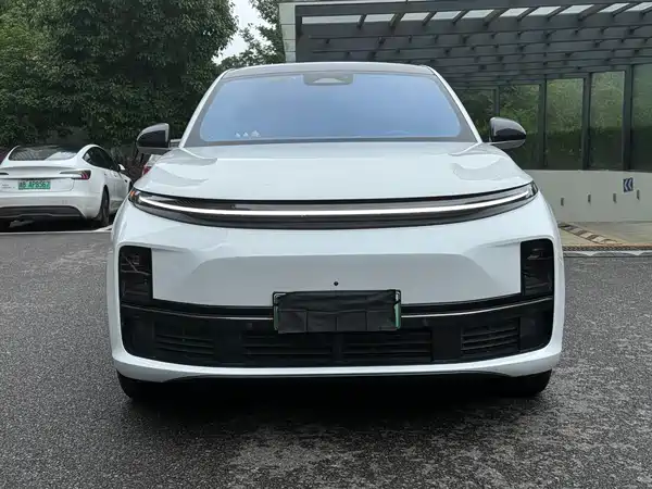 Li Auto L7 2023