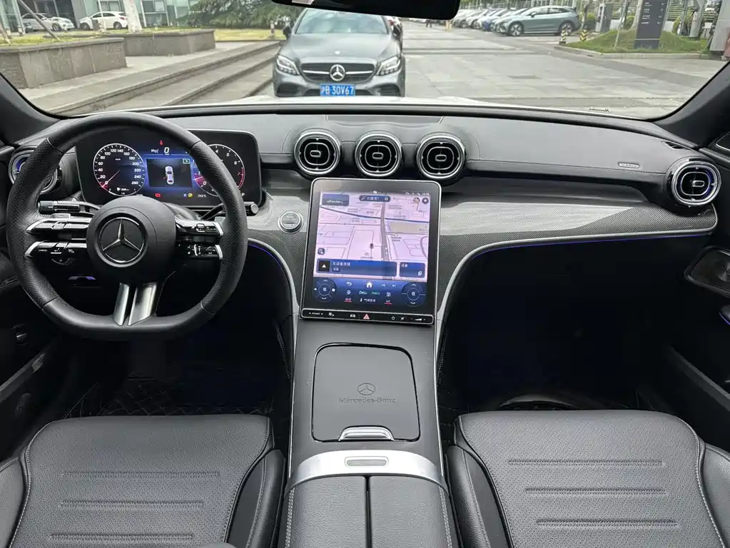 Mercedes-Benz C-Class 2023