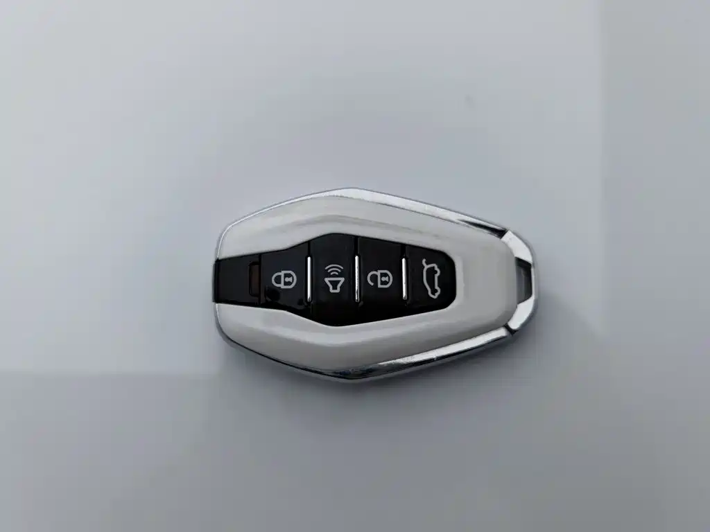 Jetour X70 PLUS 2023 — фото 19
