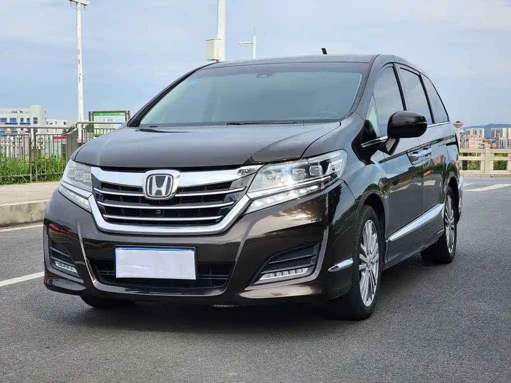 Honda Elysion 2017