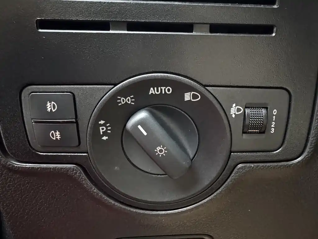 Mercedes-Benz Vito 2021 — фото 16