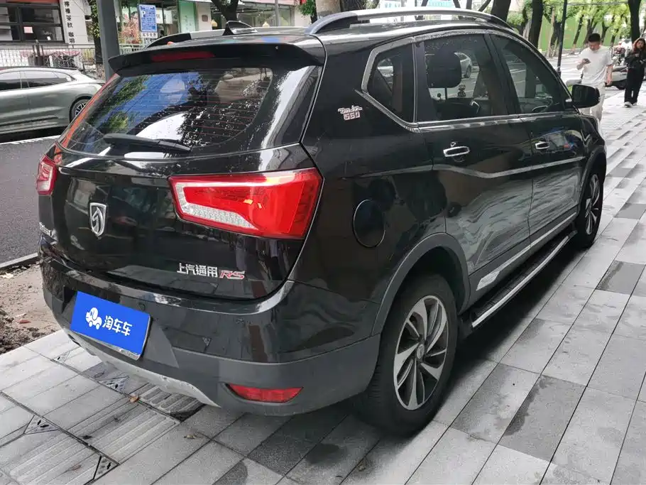 Baojun 560 2015