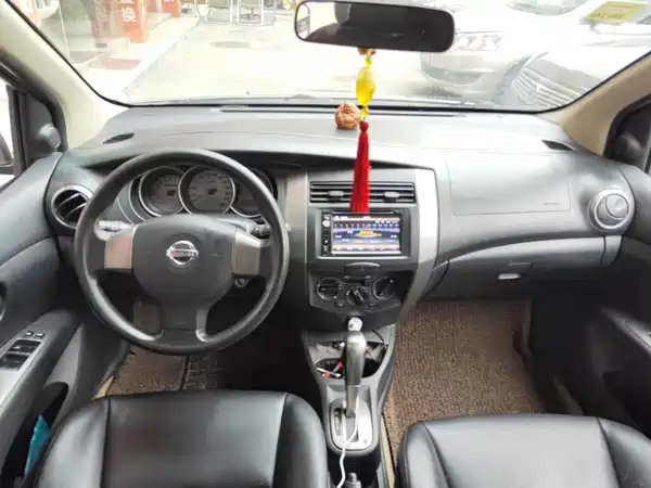 Nissan Livina 2014