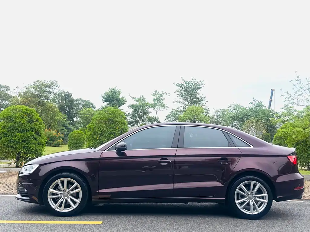 Audi A3 2016 — фото 8