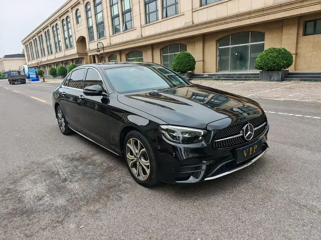 Mercedes-Benz E-Class 2021