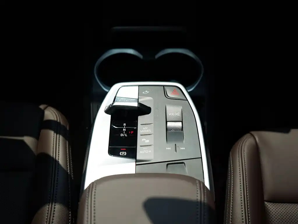 BMW X1 2024 — фото 10