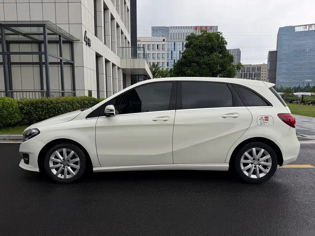 Mercedes-Benz B-Class 2016