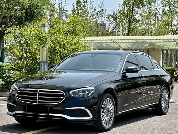 Mercedes-Benz E-Class 2021