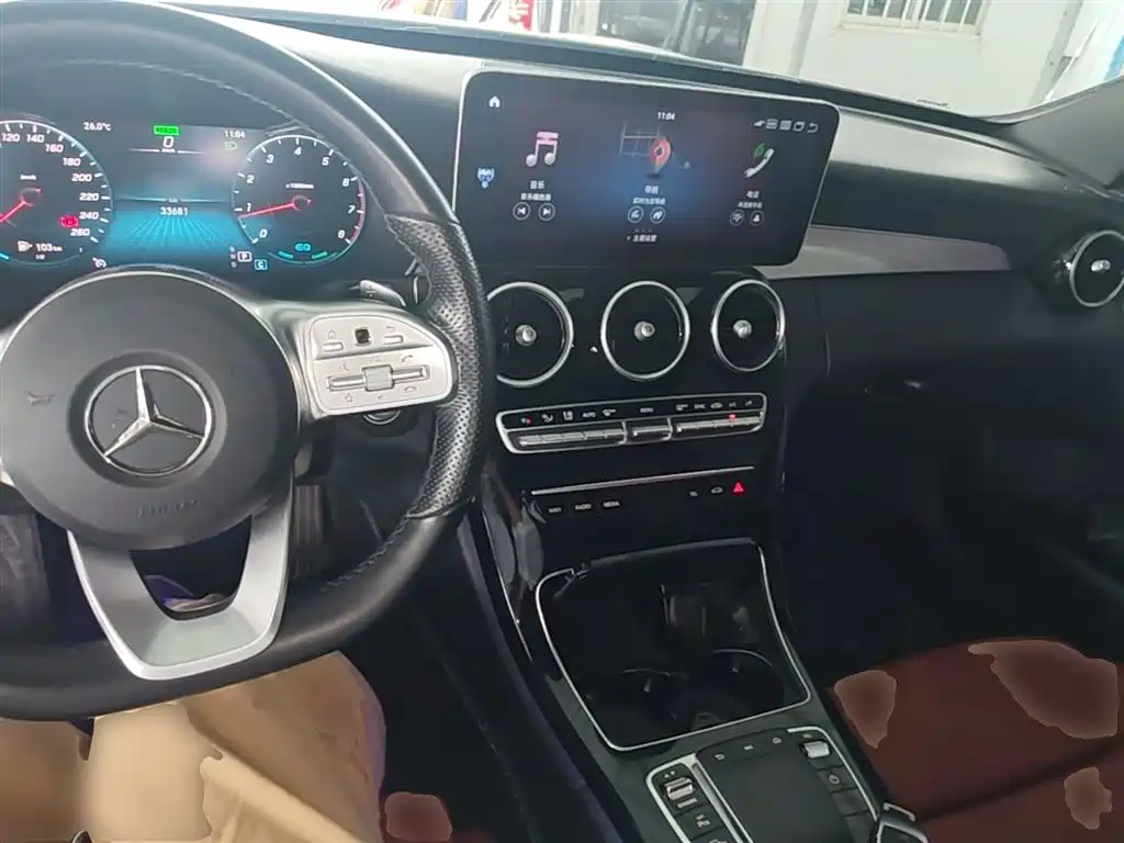 Mercedes-Benz C-Class 2021 — фото 10