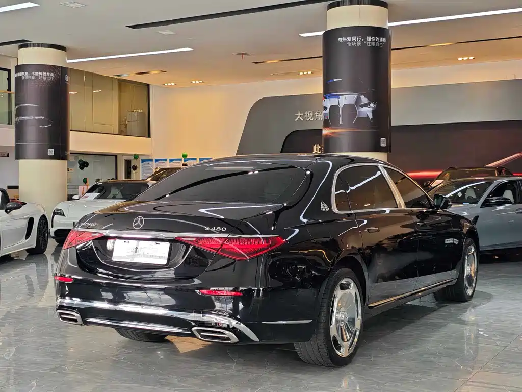 Mercedes-Benz S-Class 2025