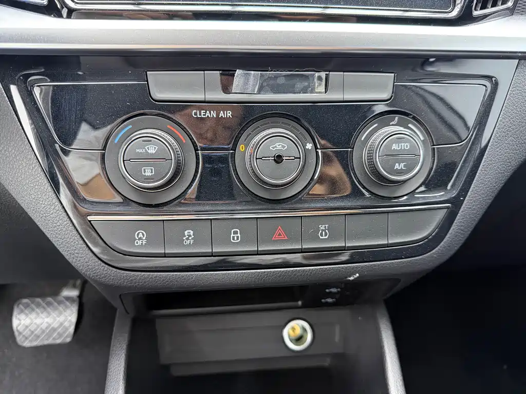 Skoda Kamiq 2023 — фото 12