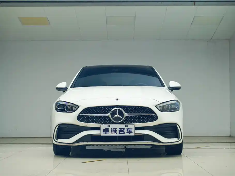 Mercedes-Benz C-Class 2023 — фото 2
