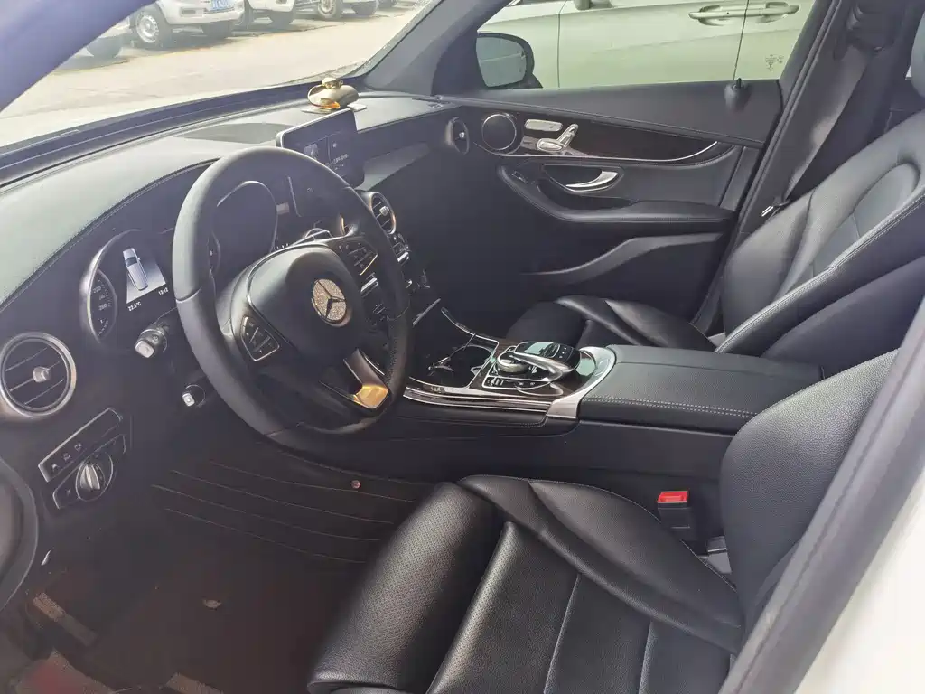 Mercedes-Benz GLC 2019