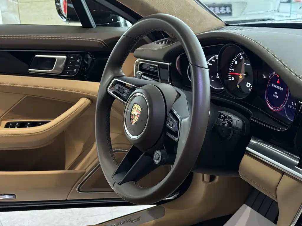Porsche Panamera 2023 — фото 16