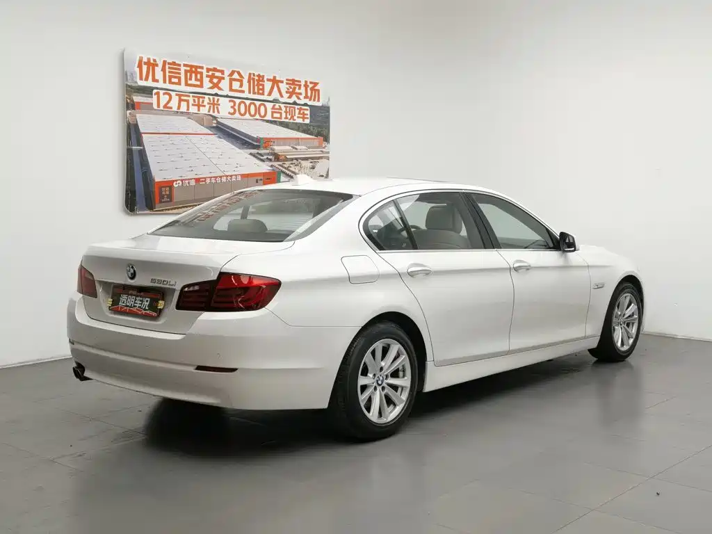 BMW 5 Series 2011