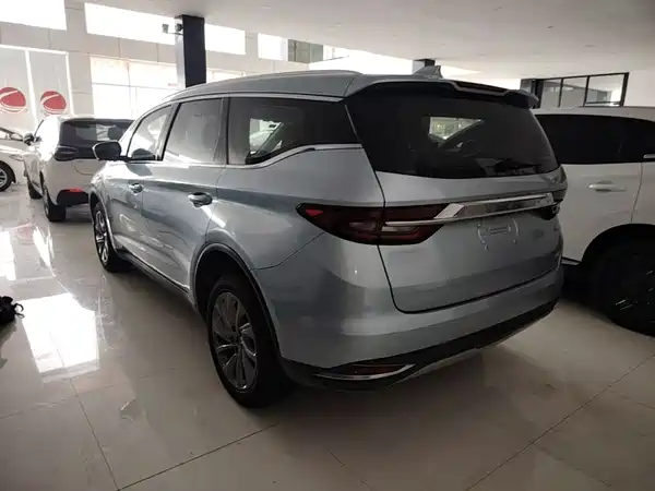 Geely Jiaji 2020