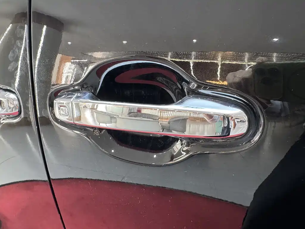 Toyota Vellfire 2023 — фото 35