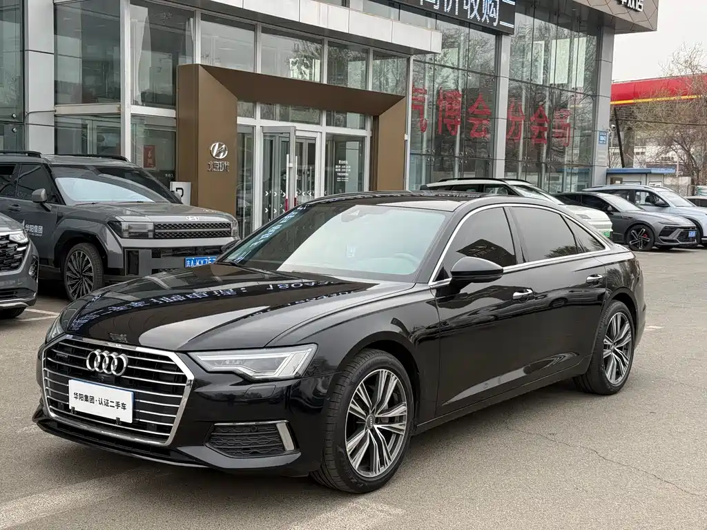 Audi A6L 2022 — фото 1