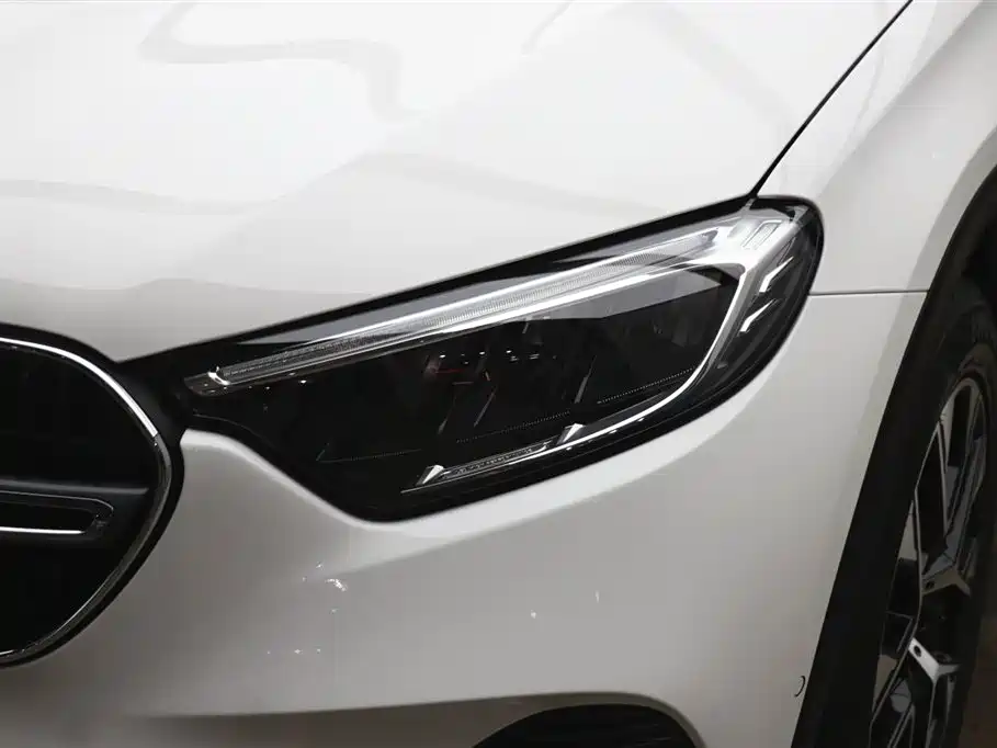 Mercedes-Benz GLC 2023 — фото 26