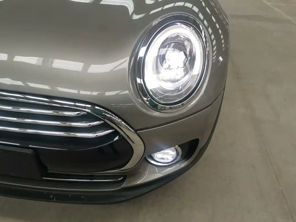 MINI Clubman 2018 — фото 24
