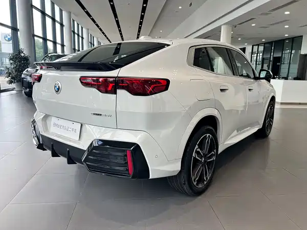 BMW X2 2024