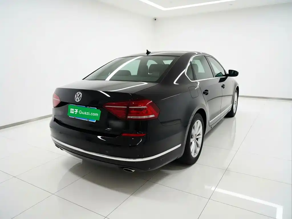 Volkswagen Passat 2018 — фото 6