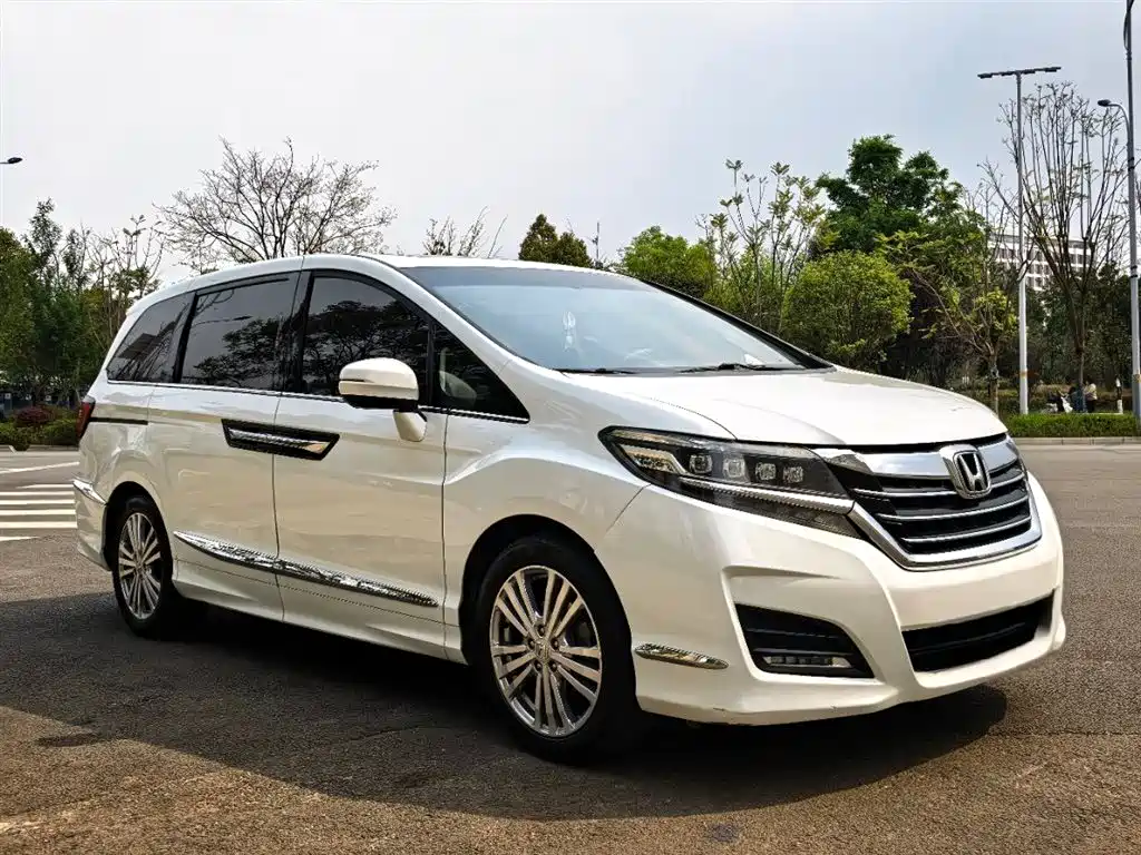 Honda Elysion 2019