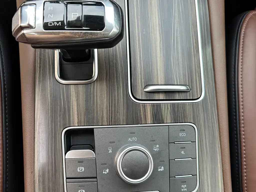 Haval H9 2017 — фото 10