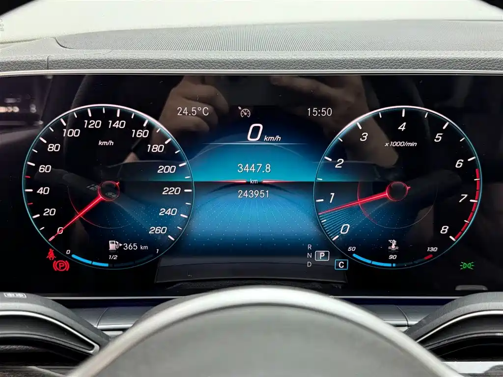 Mercedes-Benz GLE 2019 — фото 15