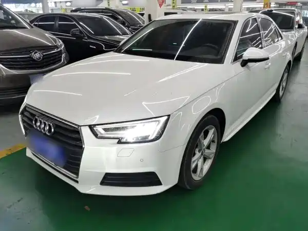 Audi A4L 2017