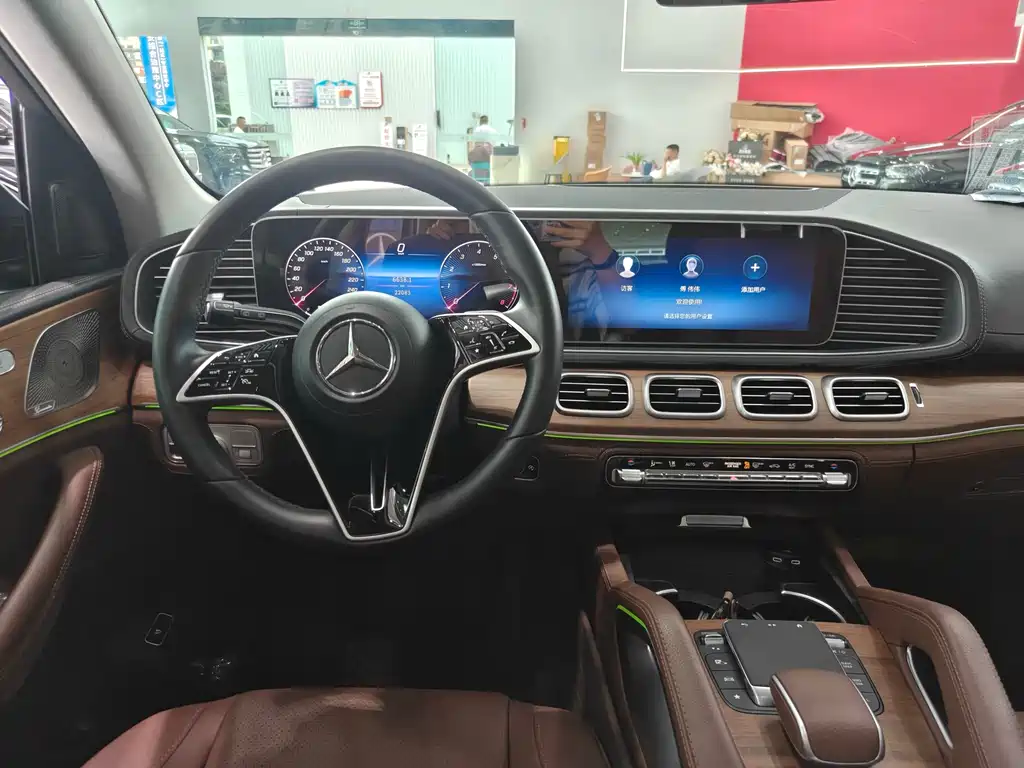 Mercedes-Benz GLE 2023 — фото 13