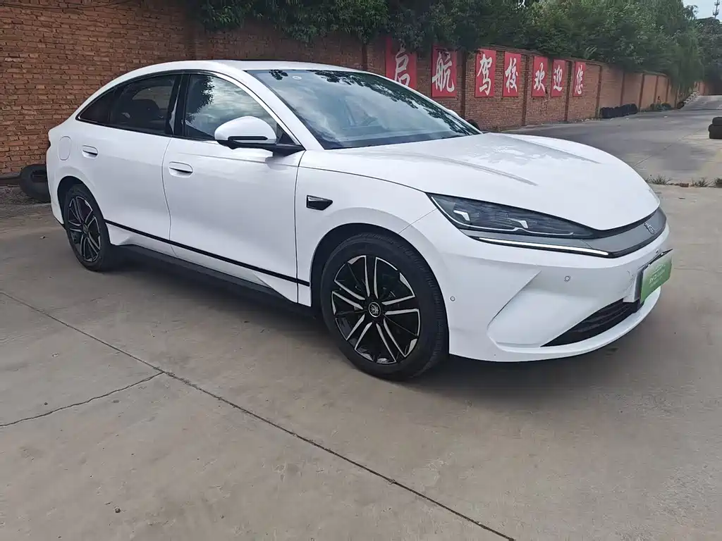 BYD Qin L 2025 — фото 10