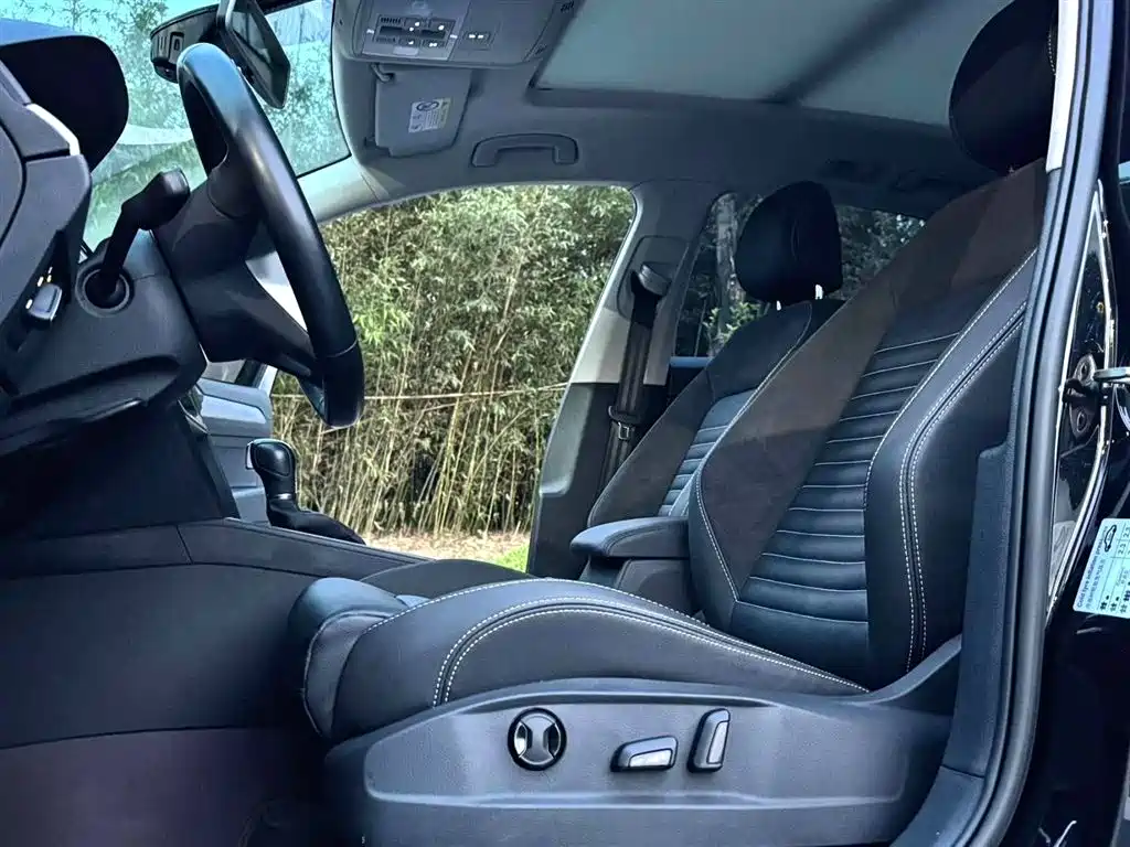 Volkswagen Magotan 2022
