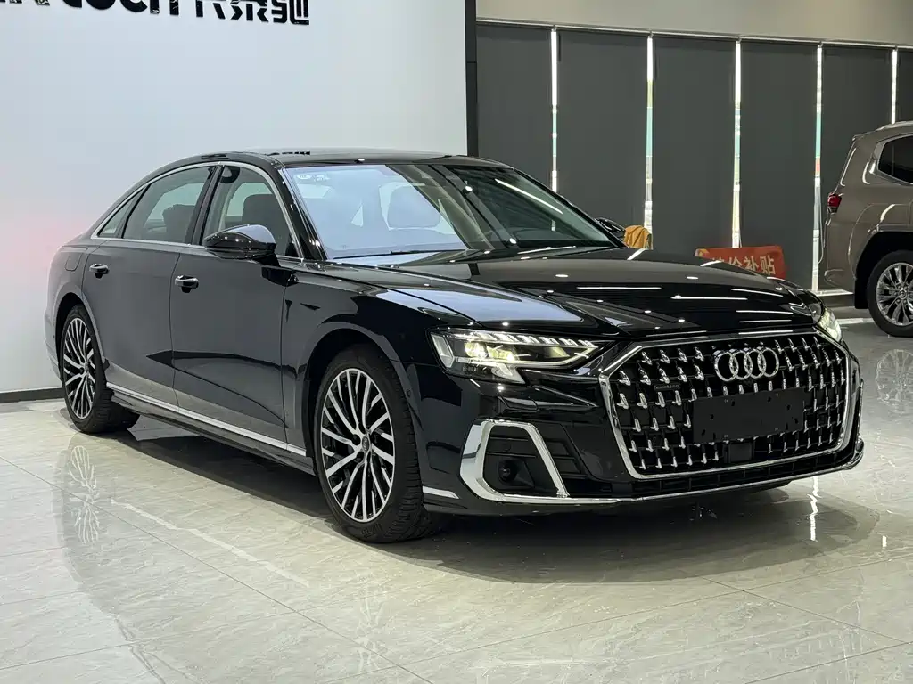 Audi A8 2023