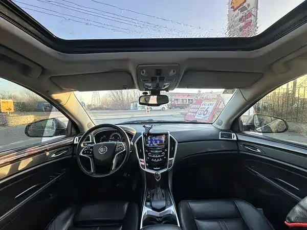 Cadillac SRX 2014