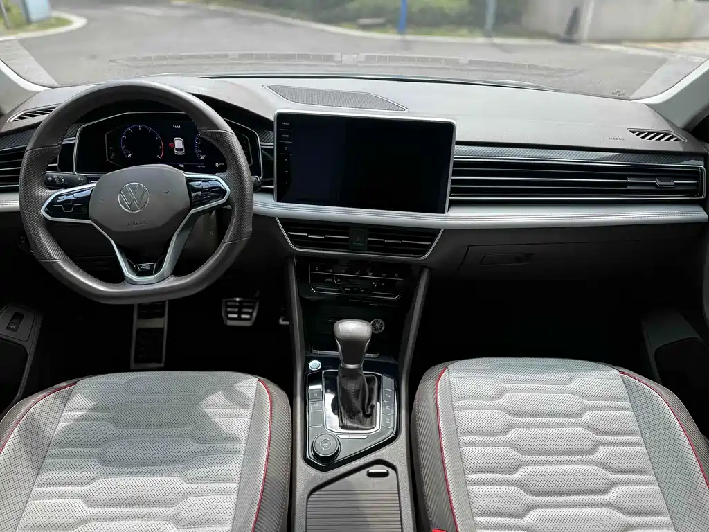 Volkswagen Tiguan L 2021