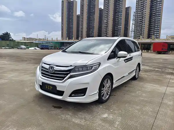 Honda Elysion 2017