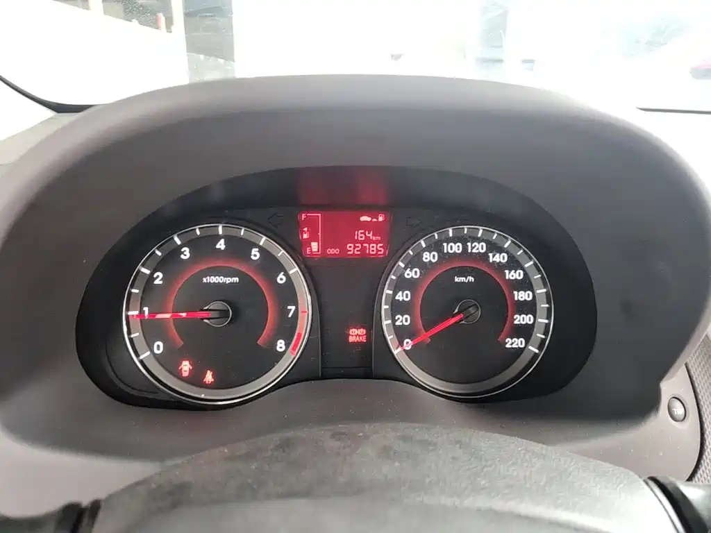 Hyundai Verna 2015 — фото 12
