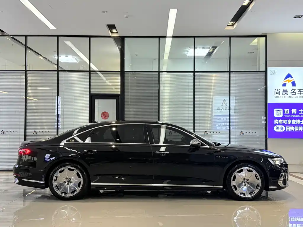 Audi A8 2025 — фото 19